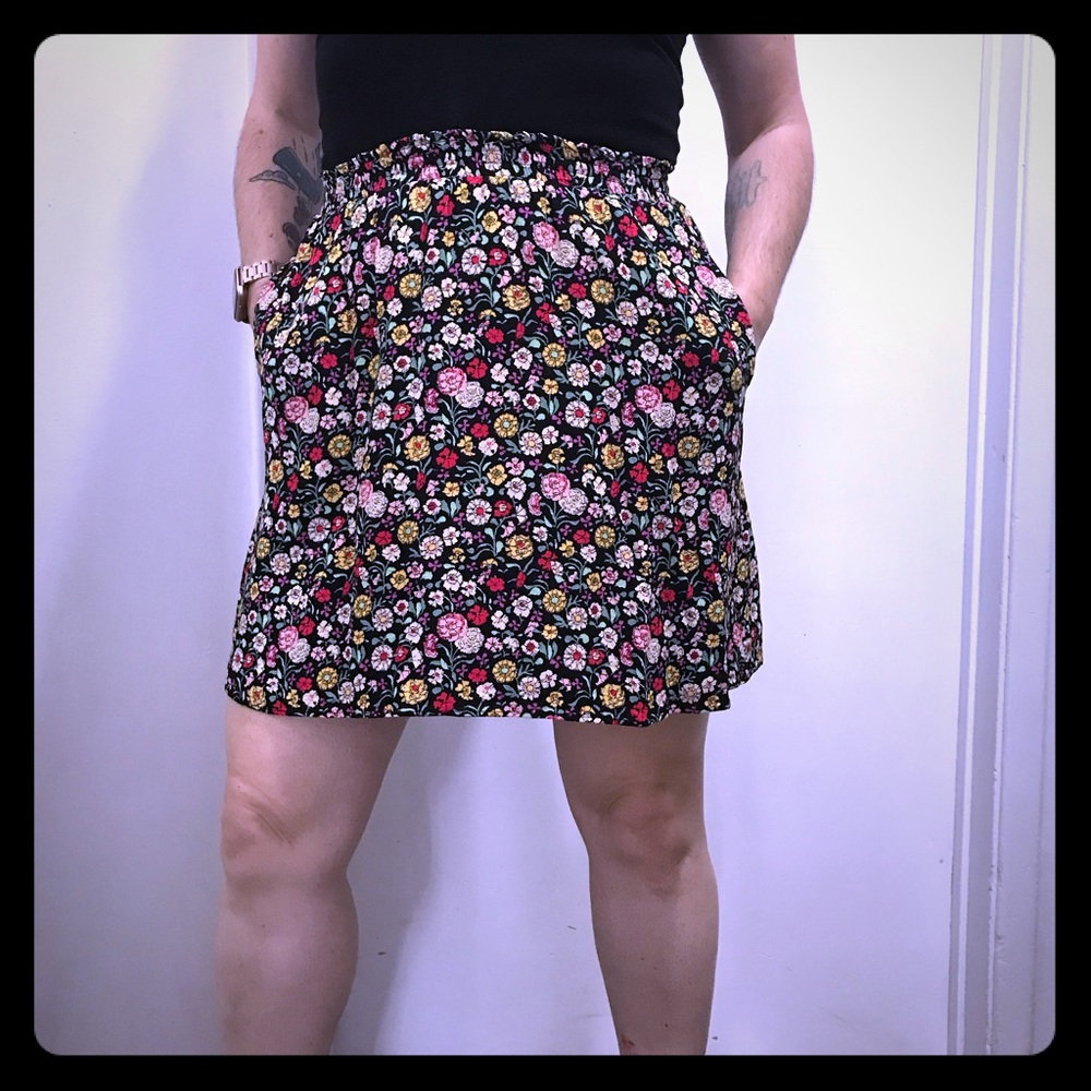 🌺2 x HP🌸Loft summer skirt🌸🌺